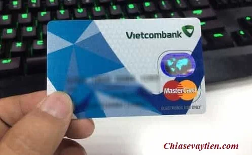 Phí rút tiền tại cây ATM thẻ ghi nợ quốc tế Vietcombank