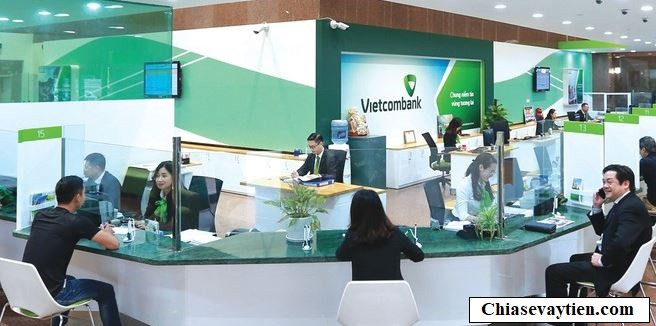 Thời gian làm việc ngân hàng Vietcombank mới nhất 2023