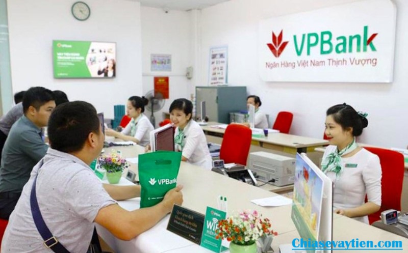 Lãi suất tiền gửi ngân hàng VPBank tháng 10/2024